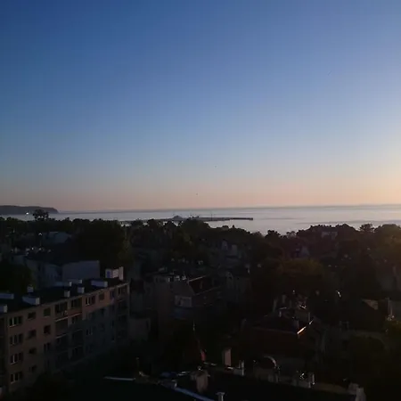 Seaside Sunrise 公寓